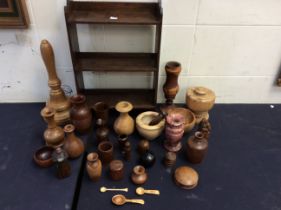 Collection of 20th century turned treen ware i.e. pots, vases, dishes, stands, etc. including wall