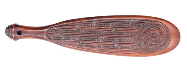 A Maori type War hand club, 39cm long