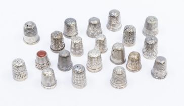 A collection of mixed silver thimbles to include; a small quantity of Charles Horner, Henry