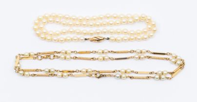 A cultured pearl and 9ct gold chain necklace, comprising alternate 9ct gold rectangular and and rope