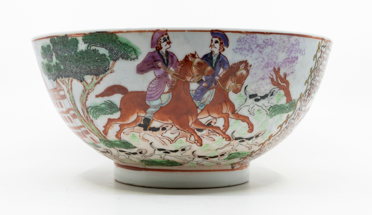 A 19th Century style Oriental hunting rose bowl, six character marked bowl, - Bild 2 aus 3