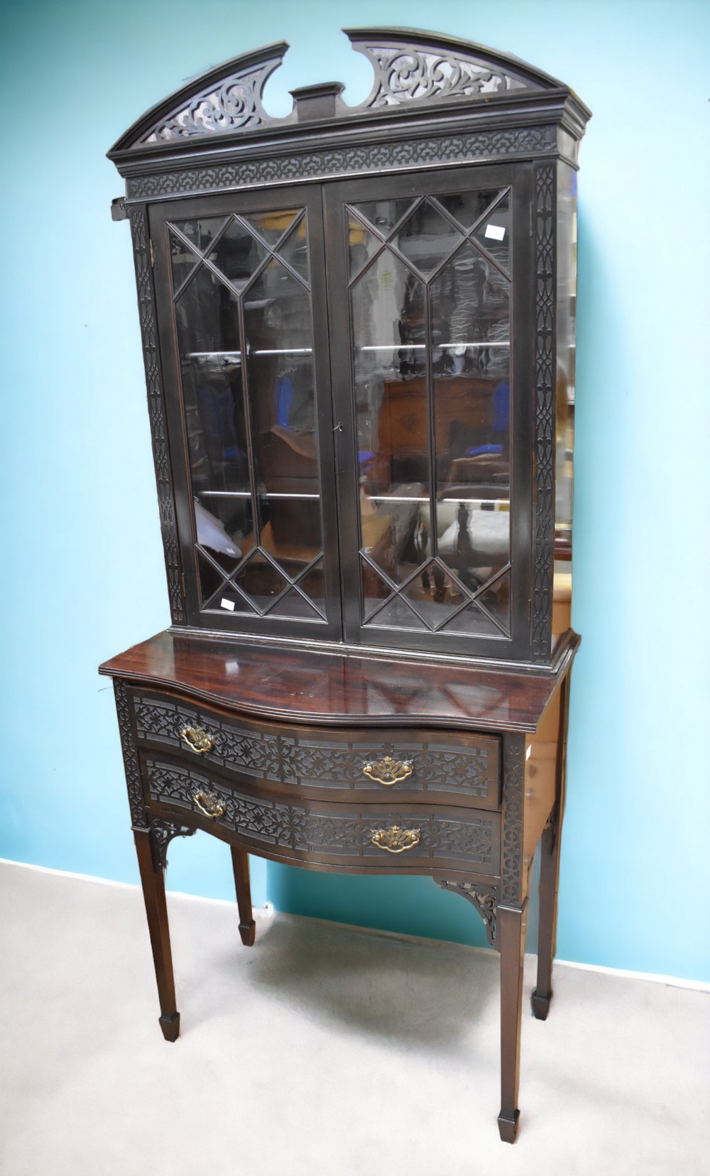A reproduction 19th century style glazed cabinet with two drawer detachable base, on four legs and - Image 5 of 8