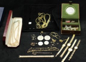 Joblot of costume jewellery including: gold tone necklaces and silver tone necklaces, Boxed Lotus