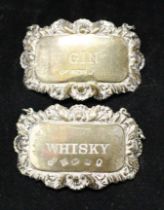 2 Birmingham 925 Silver Hampton Utilities 1977 decanter labels. one whiskey & one Gin Weight : 30.