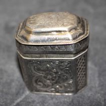 19thC Dutch silver box with cover