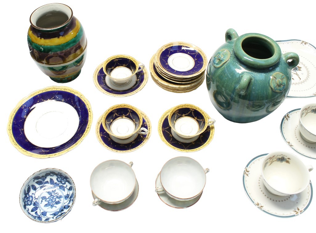 A mixed collection of ceramics to include; a Bourne Denby Danesby Ware three handled tyg vase in - Image 2 of 6