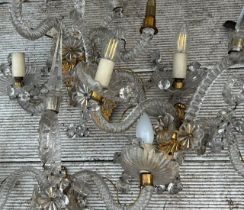 A 20th cent Venetian chandelier and matching wall lights