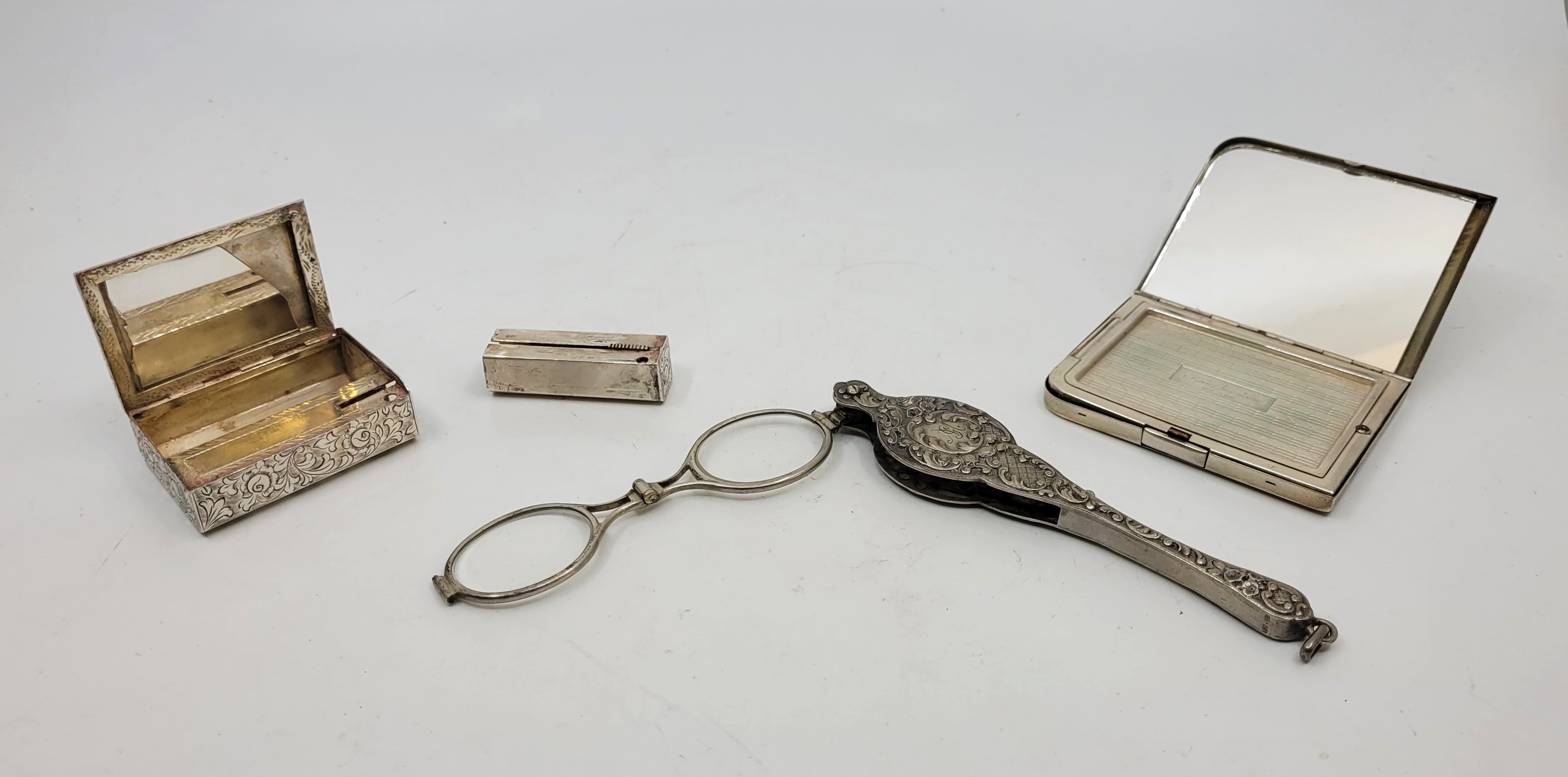 A pair of silver swing handled pierced bon bon baskets, by Joseph Hawkins (probably), Birmingham - Image 3 of 4