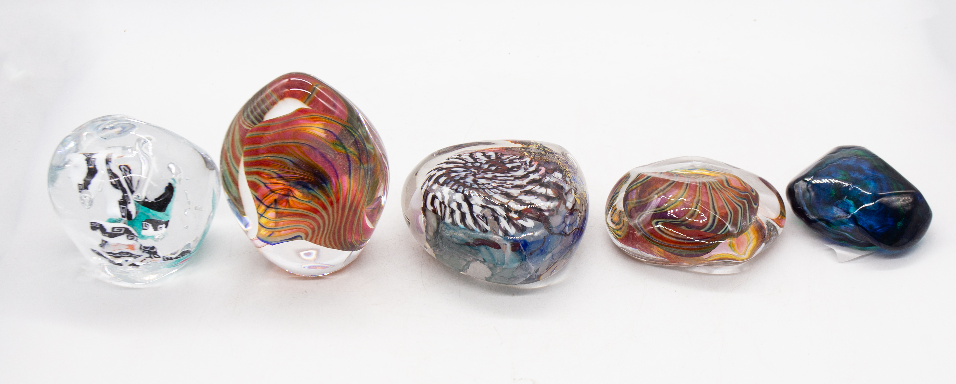 Studio glass paperweights comprising a Peter Layton iridescent paperweight, 2 Layne Rowe striped - Image 2 of 3