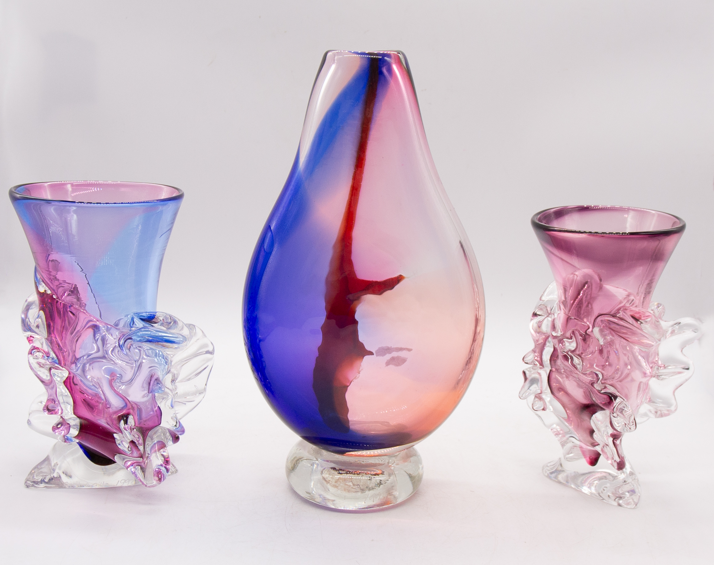 Three 20th century studio art glass vases by Gail D Gill, all in iridescent mixed blues and red - Image 2 of 3