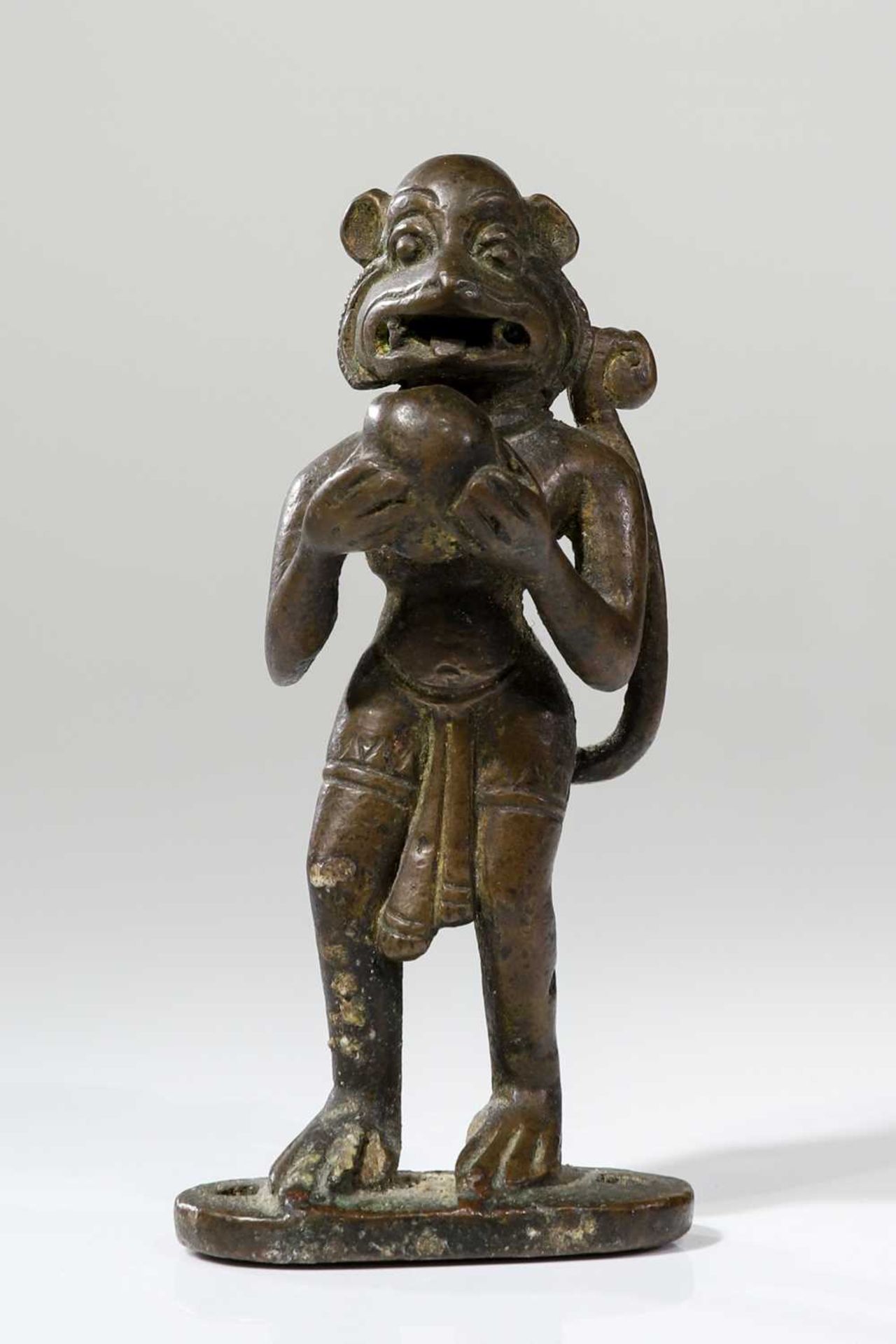 STANDING HANUMAN