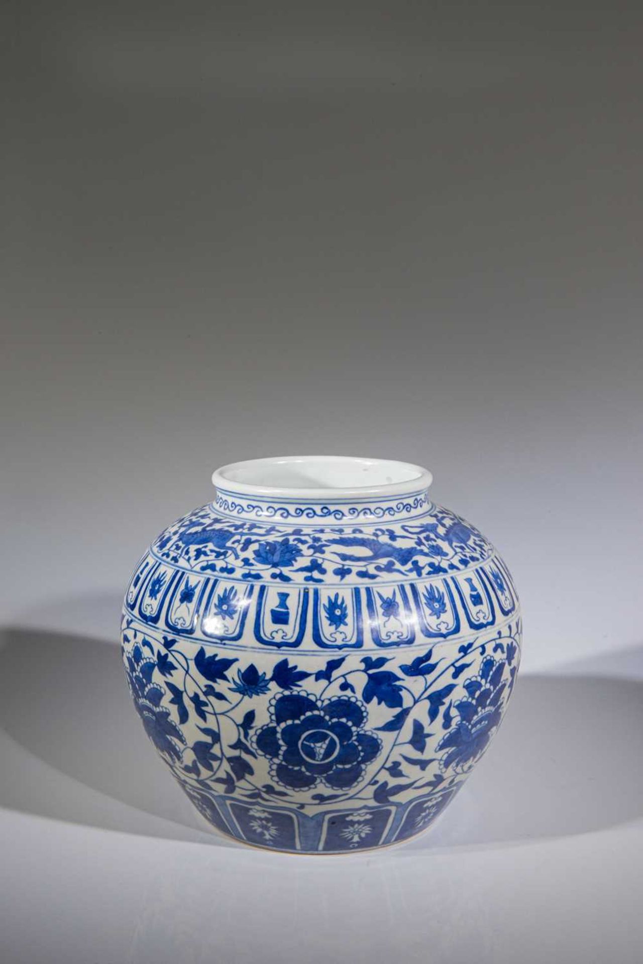 VASE - Image 2 of 13