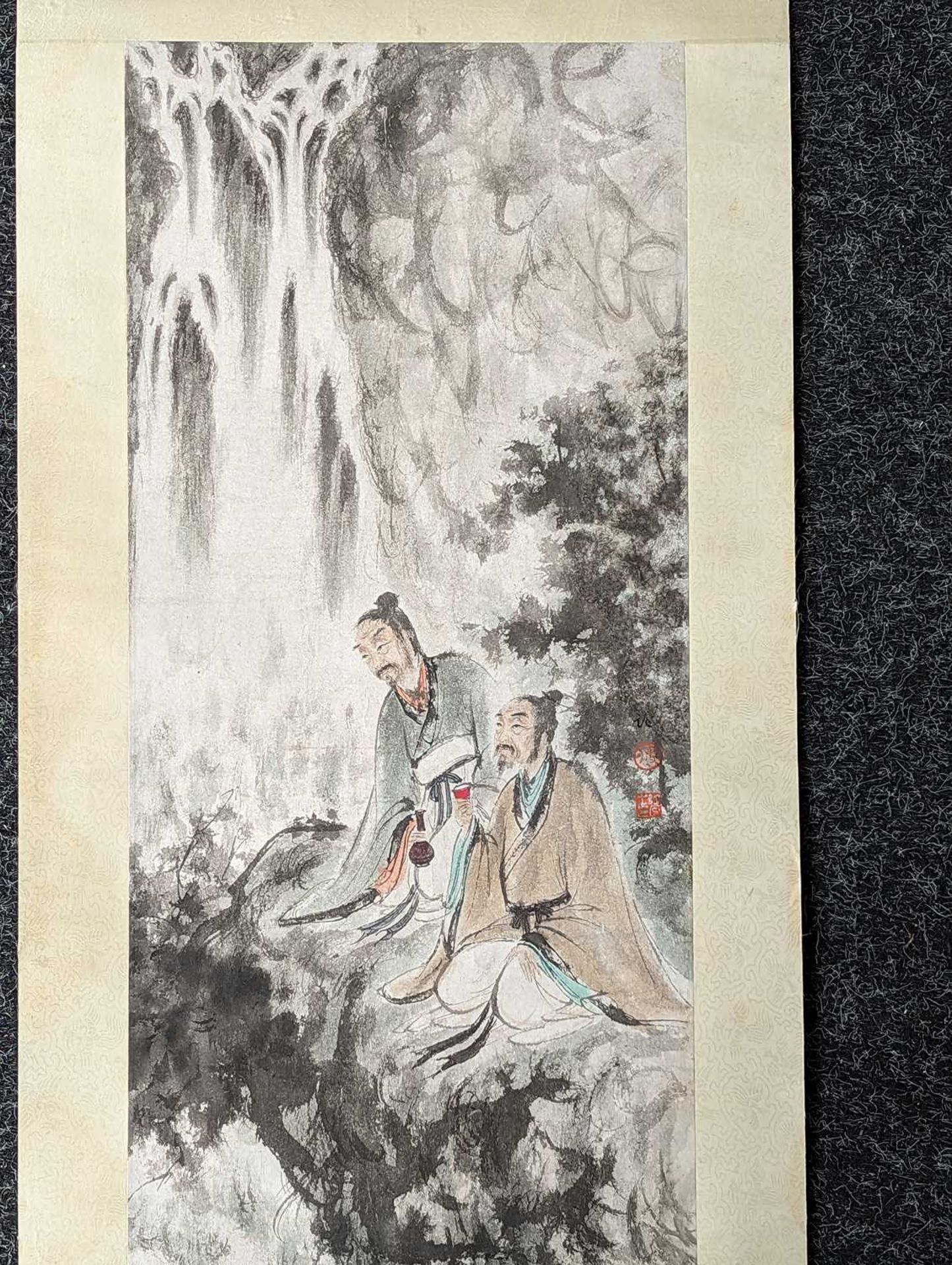 FU BAO SHI (1904-1965) 高士观瀑 "WATCHING THE WATERFALL" - Image 3 of 17
