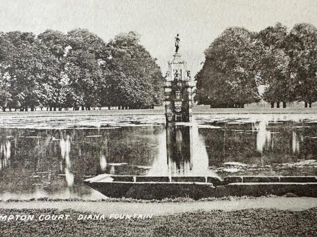 London postcards and an album of London photographs. Mid 20thC. Approx 60 - Image 3 of 11