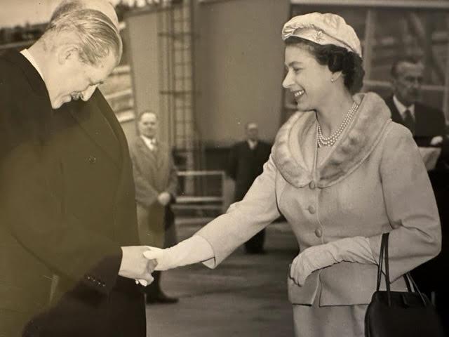 Royalty photographs and others. Including Queen Elizabeth, Princess Margaret and Lord Snowden, - Image 6 of 10