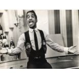 Sammy Davis Jnr, press photograph with measurements on cover sheet and reverse. 20X25 cm (C1)