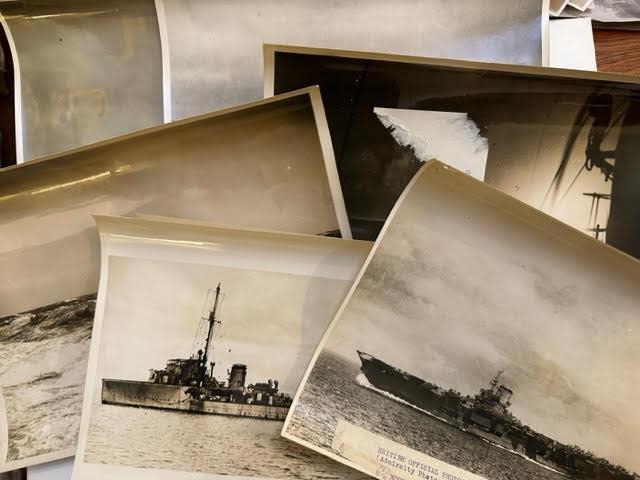 Press photographs of warships 1942 (MY23) - Image 4 of 12