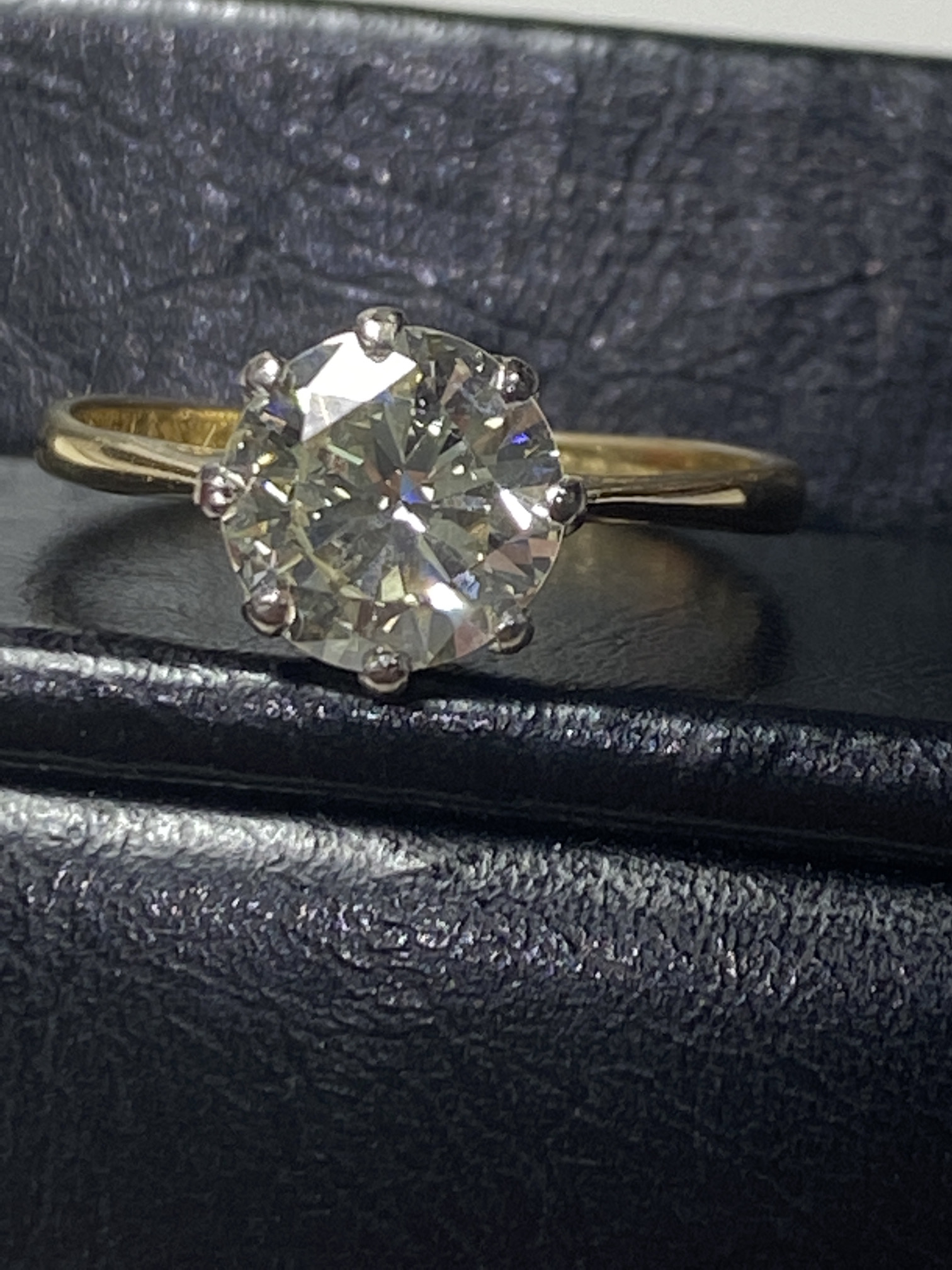 18ct GOLD 1.74ct APPROX OLD CUT DIAMOND RING - SIZE N - Image 3 of 5