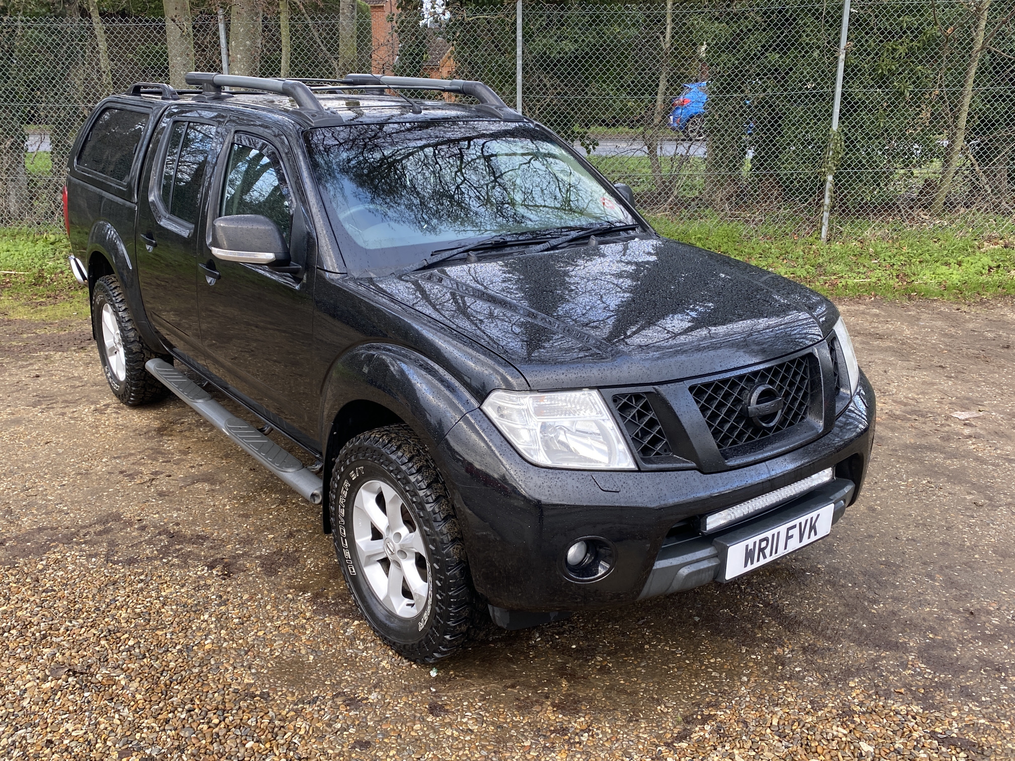 2011 NISSAN NAVARA DOUBLE CAB TRUCK TEKNA DCI 188 - NO VAT - 106k - 10%+VAT SPECIAL BUYERS PREMIUM - Image 3 of 45