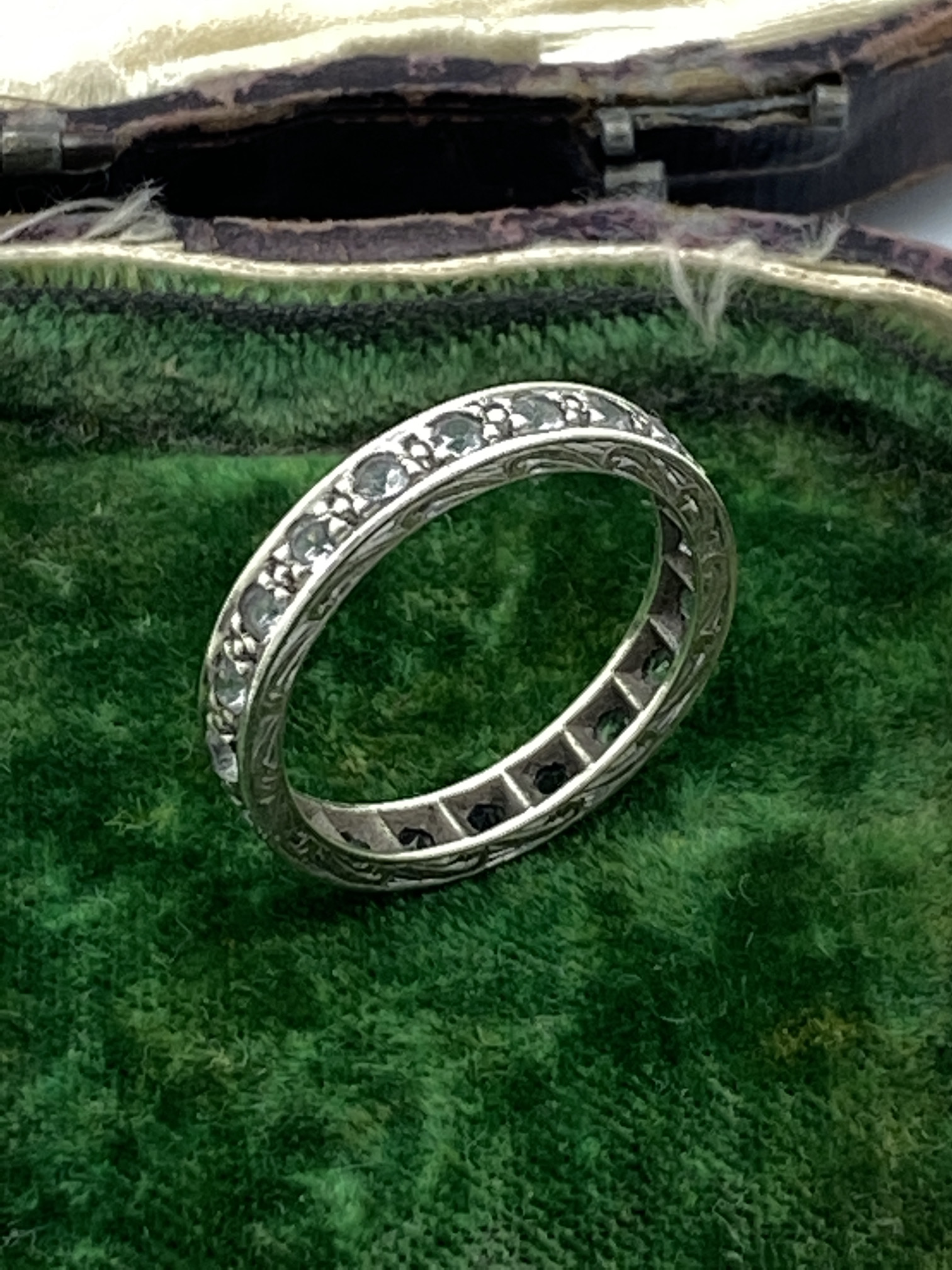 ART DECO FULL ETERNITY RING - TESTED AS 9ct GOLD