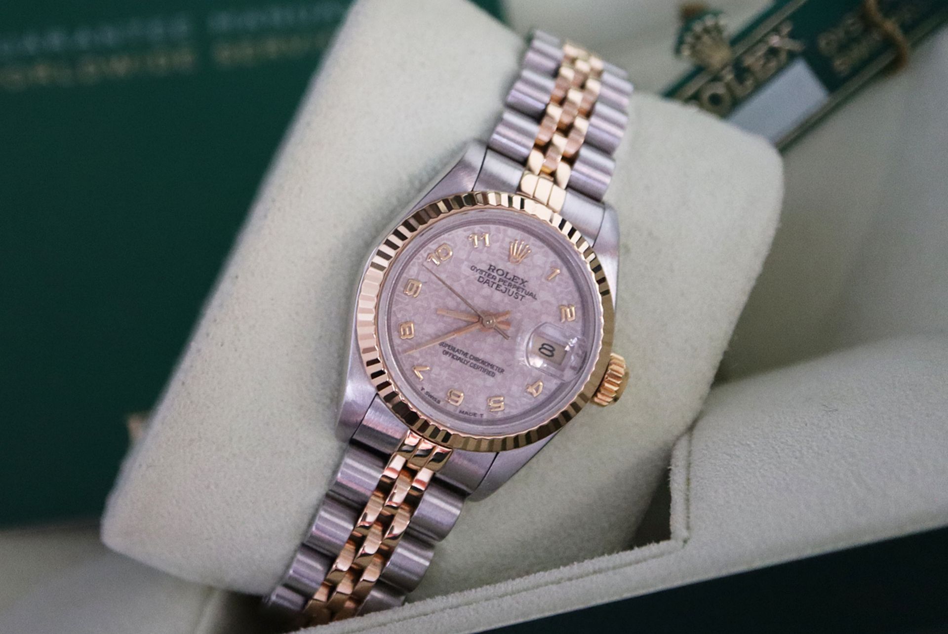 *BOX & PAPERS* ROLEX DATEJUST 18K YELLOW GOLD & STEEL REF. 69173 26MM LADIES MODEL - Image 6 of 6