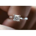 *0.85CT VVS2 / D*  FINE DIAMOND SOLITAIRE PLATINUM RING - PRINCESS CUT (£8,675.00 VALUATION)