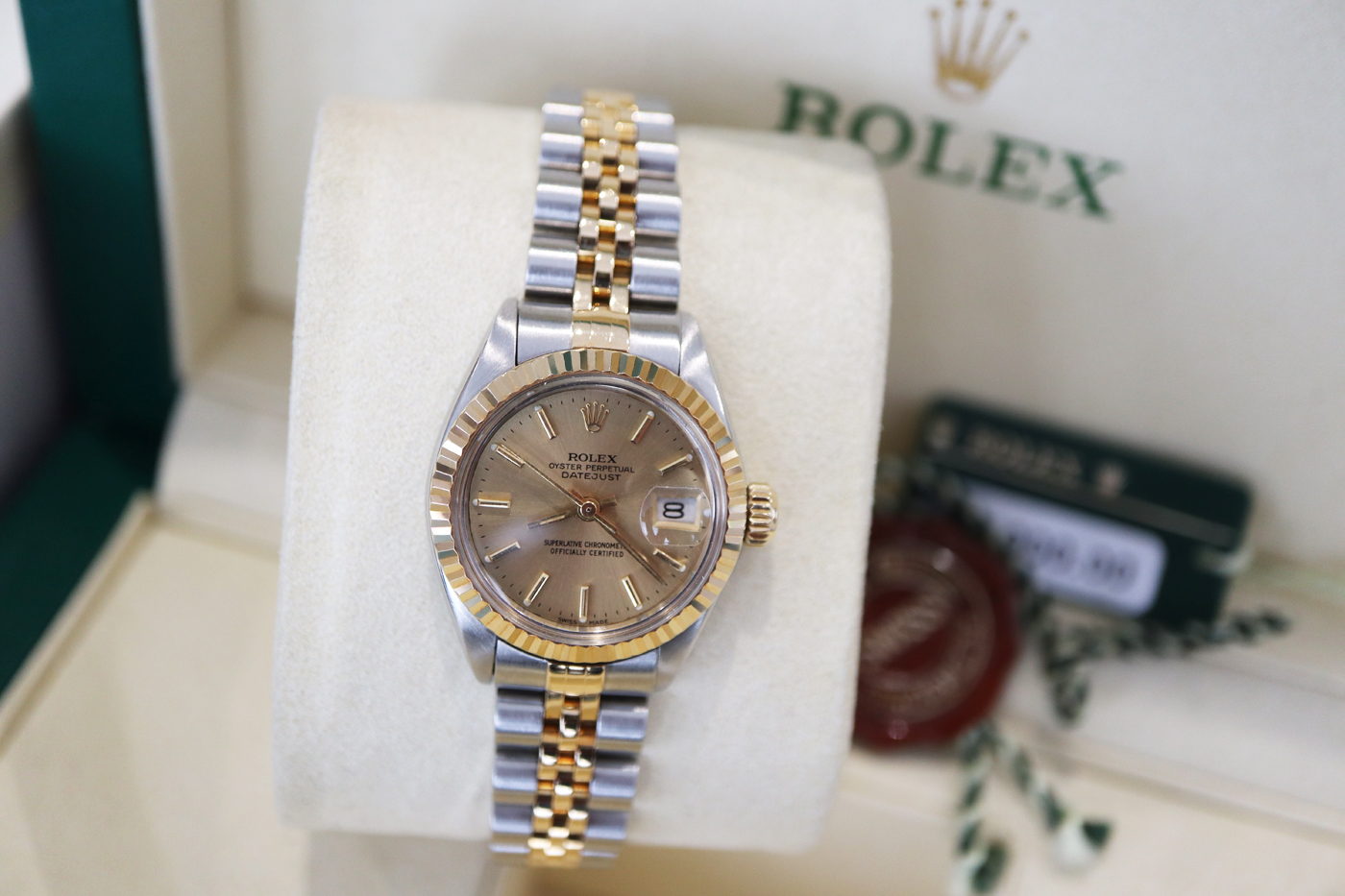 ROLEX DATEJUST 18K / STEEL *CHAMPAGNE* - BOX SET / BOOKLETS / TAGS - Image 2 of 13