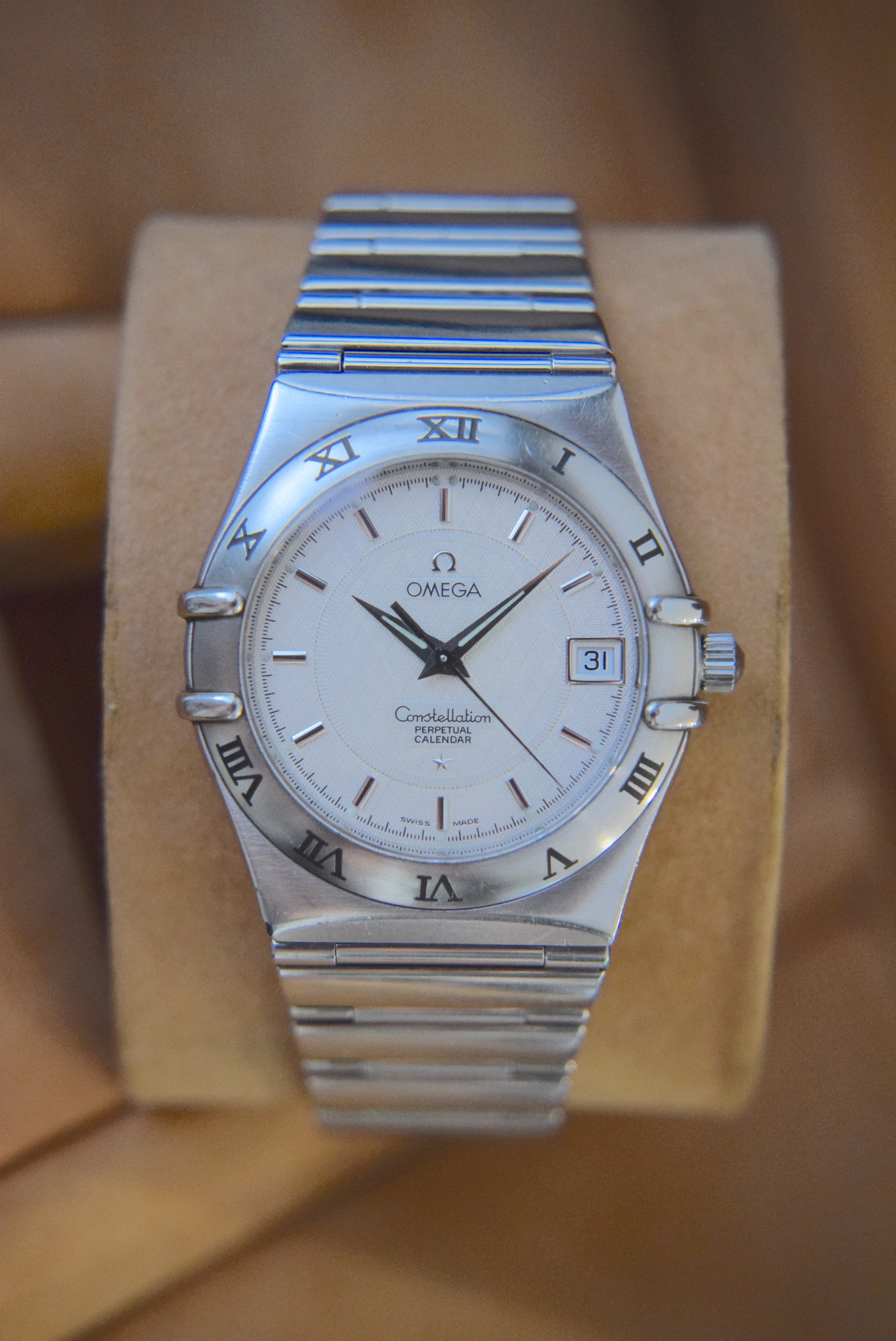 OMEGA CONSTELLATION PERPETUAL CALENDAR REF. 1551/861 STEEL GENTS WRISTWATCH (INC. CERTIFICATE CARD)