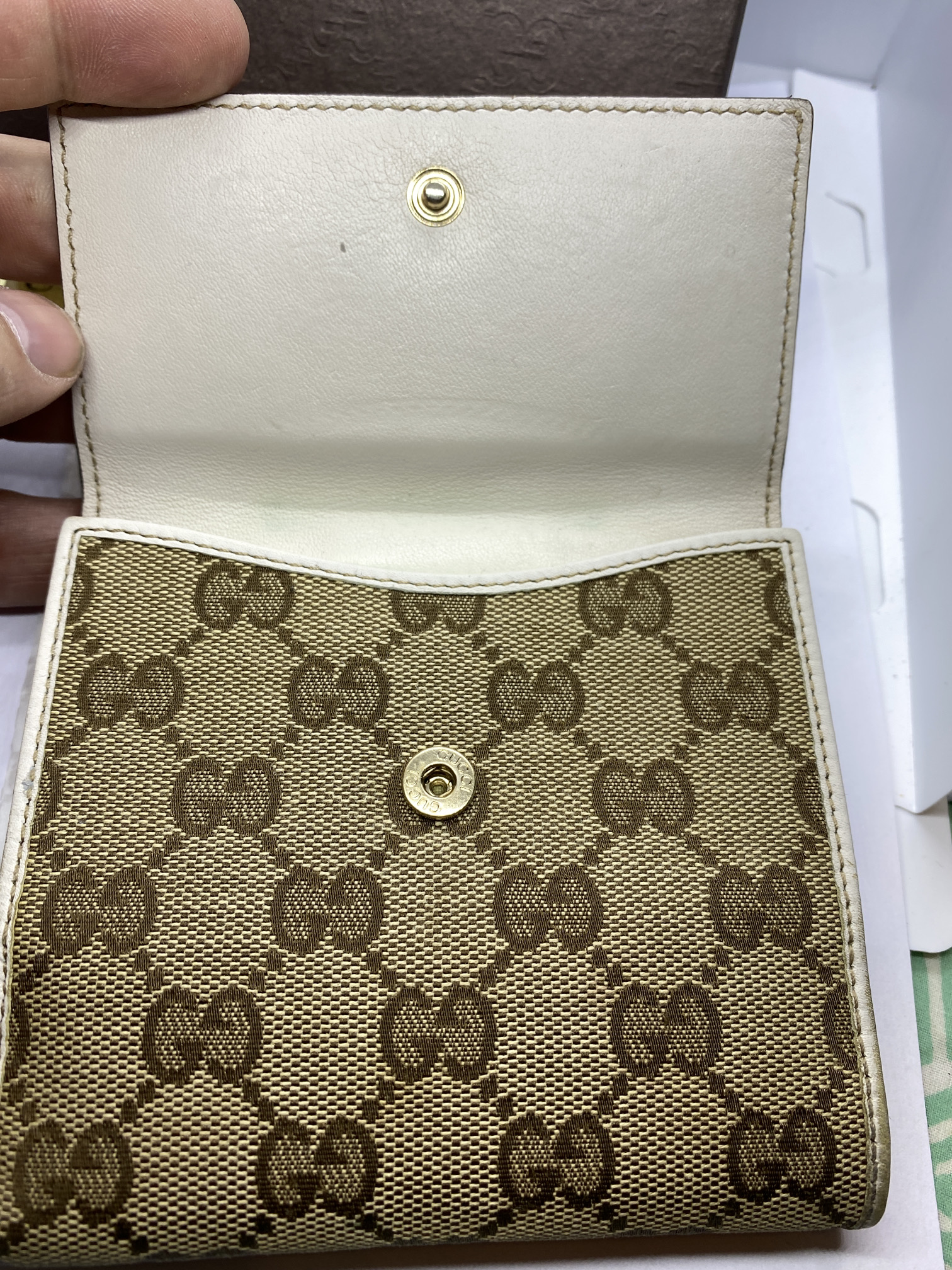 VINTAGE GUCCI GG LOGO HEART PURSE WITH BOX ETC - Image 4 of 7