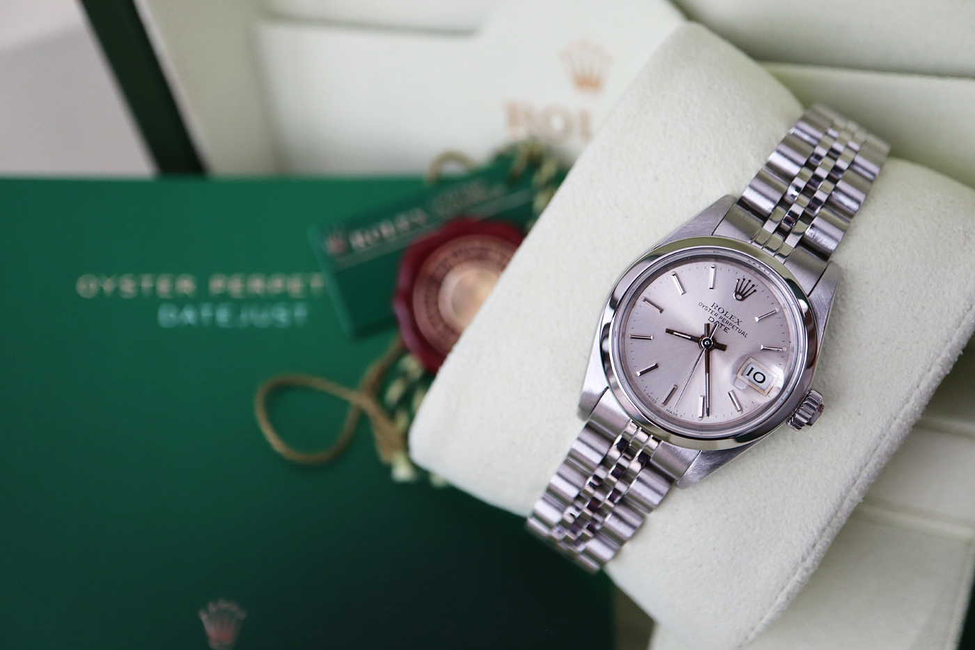 *STUNNING* ROLEX DATEJUST REF. 69240 - STEEL / SILVER DIAL (BOX & CERTIFICATE) - Image 9 of 9