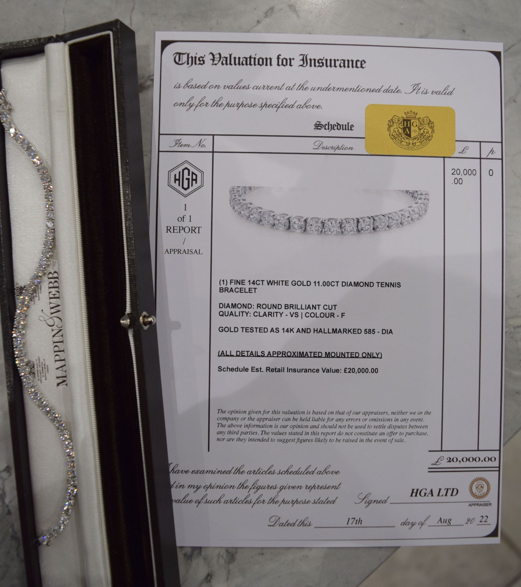 FINE 14CT WHITE GOLD 11.00CT VS-F DIAMOND TENNIS BRACELET (Retail Insurance Value: £20,000.00) - Image 2 of 8