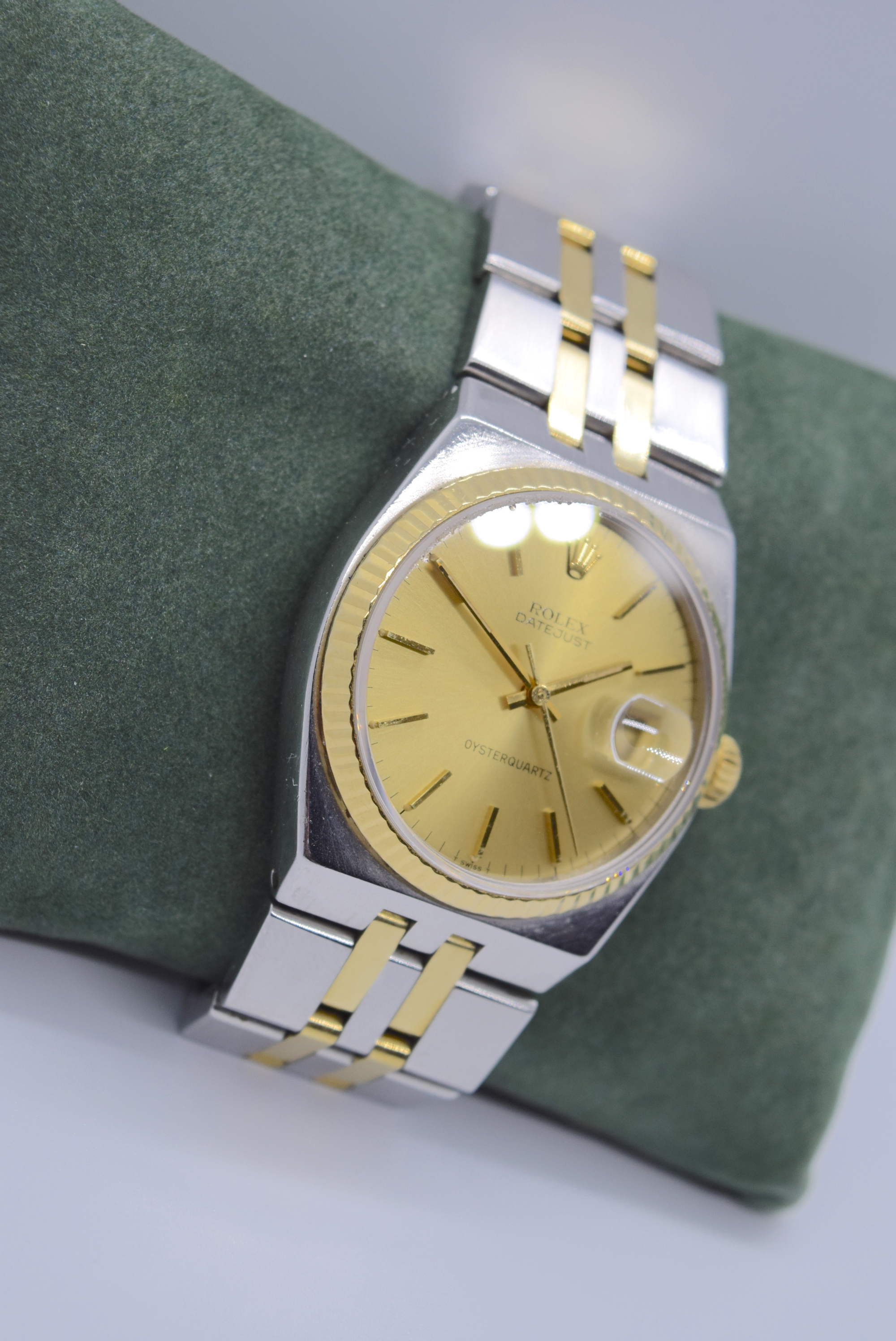 18K/ STEEL ROLEX DATEJUST OYSTERQUARTZ REF. 17013 (CHAMPAGNE DIAL) - 36MM - Image 2 of 9