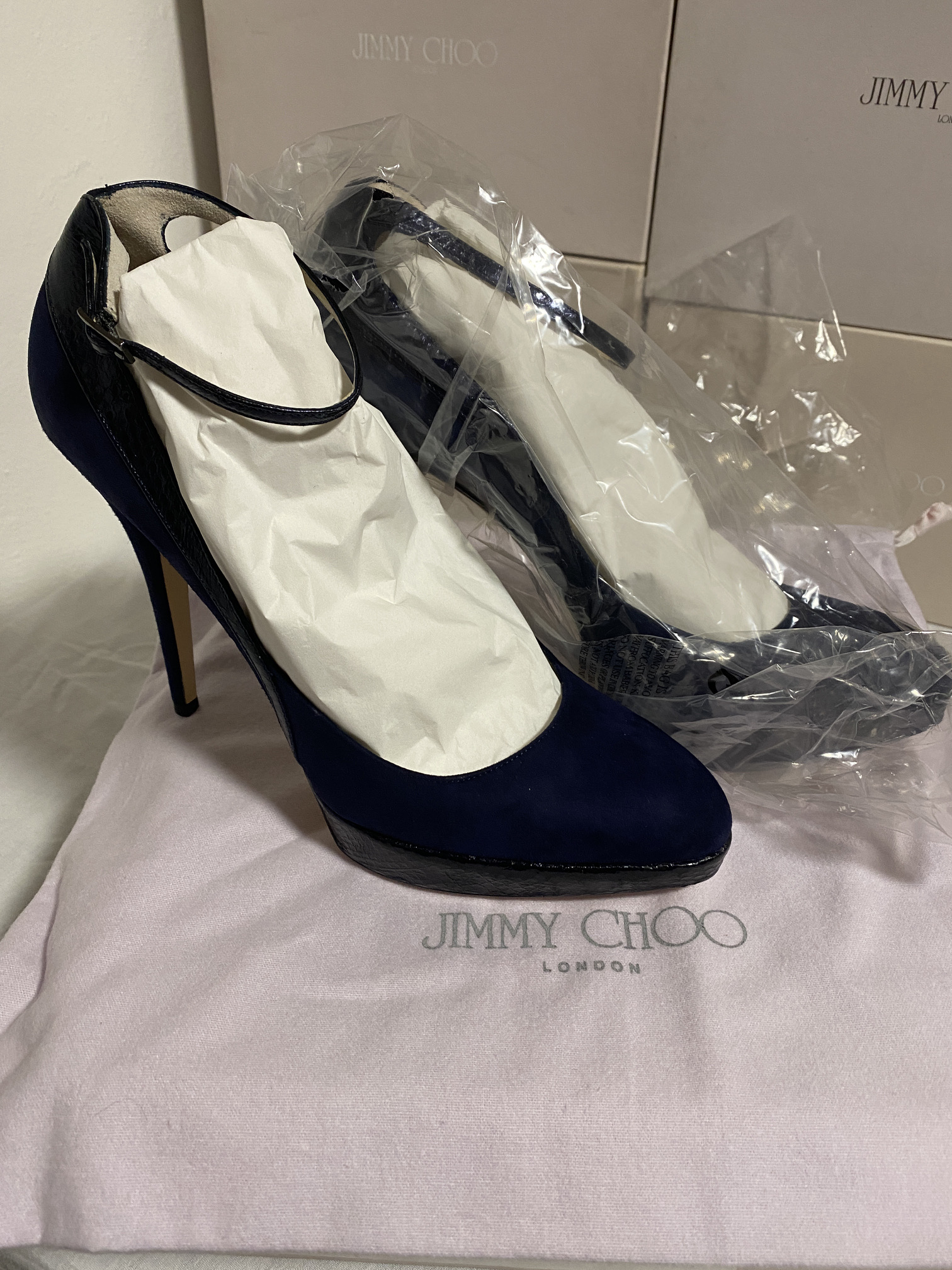 JIMMY CHOO (LONDON) LADIES SHOES / FOOTWEAR (BOXED IN VGC)