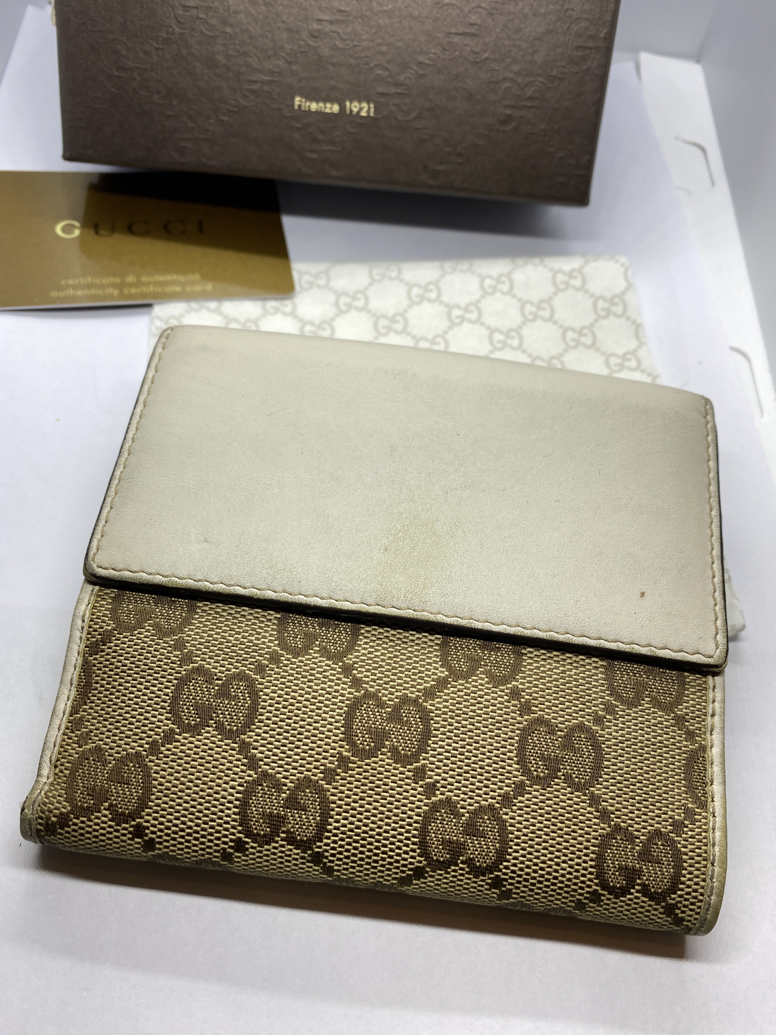 VINTAGE GUCCI GG LOGO HEART PURSE WITH BOX ETC - Image 6 of 7