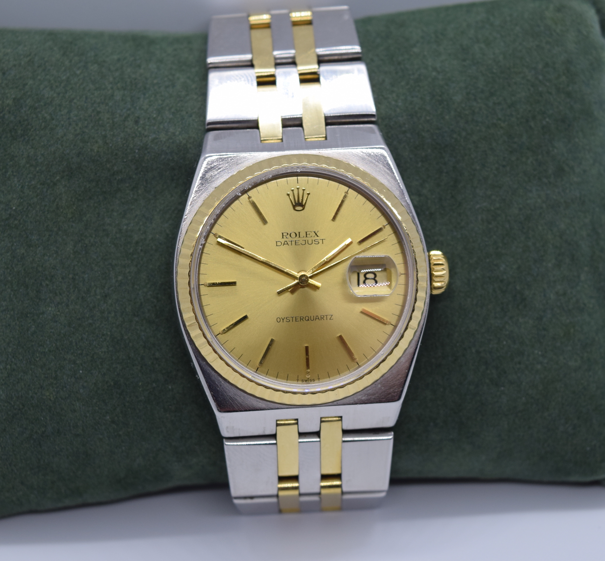 18K/ STEEL ROLEX DATEJUST OYSTERQUARTZ REF. 17013 (CHAMPAGNE DIAL) - 36MM - Image 3 of 9