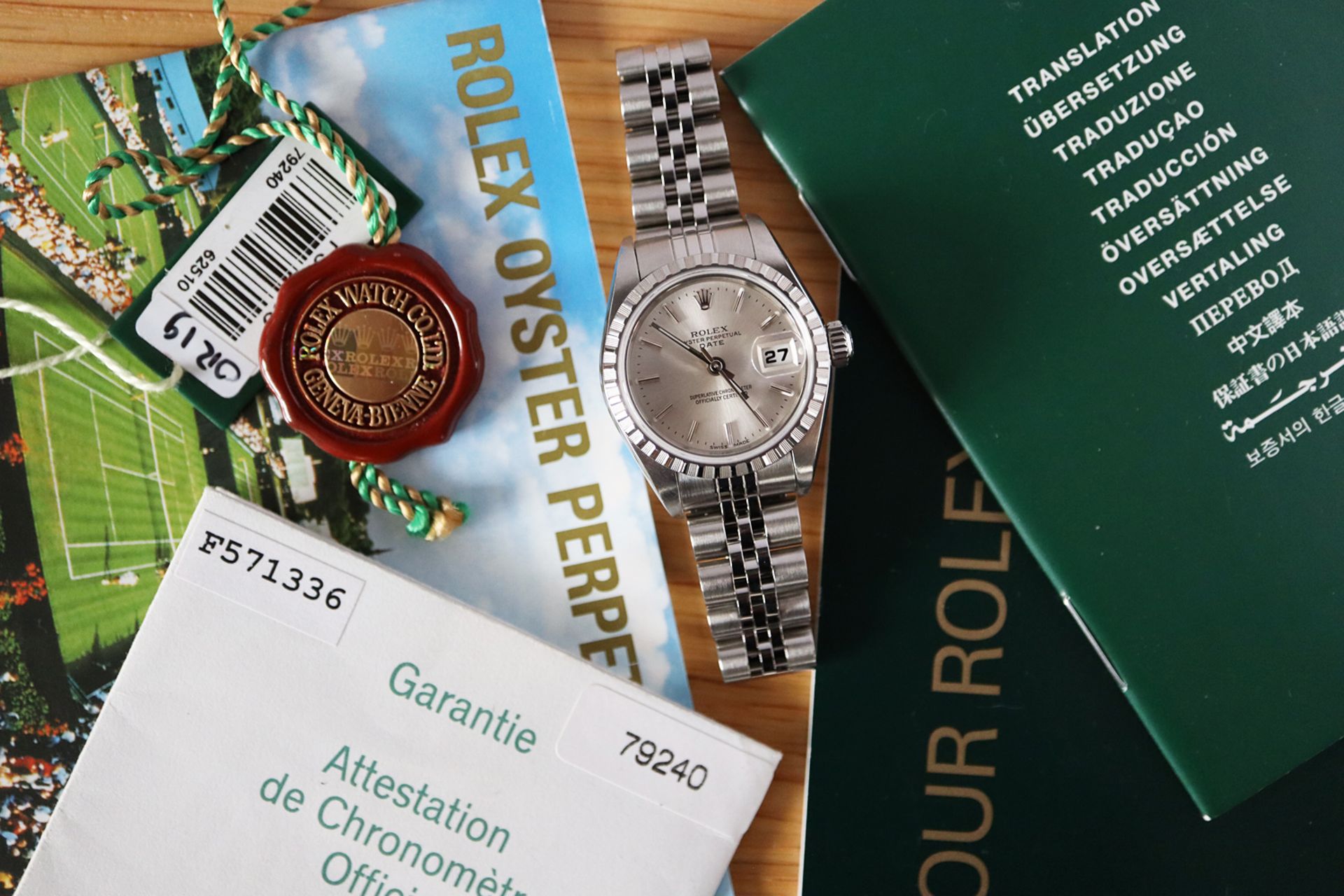 ROLEX OYSTER DATE / DATEJUST MODEL 79240 - FULL SET BOX AND CERTIFICATES ETC - Image 9 of 12