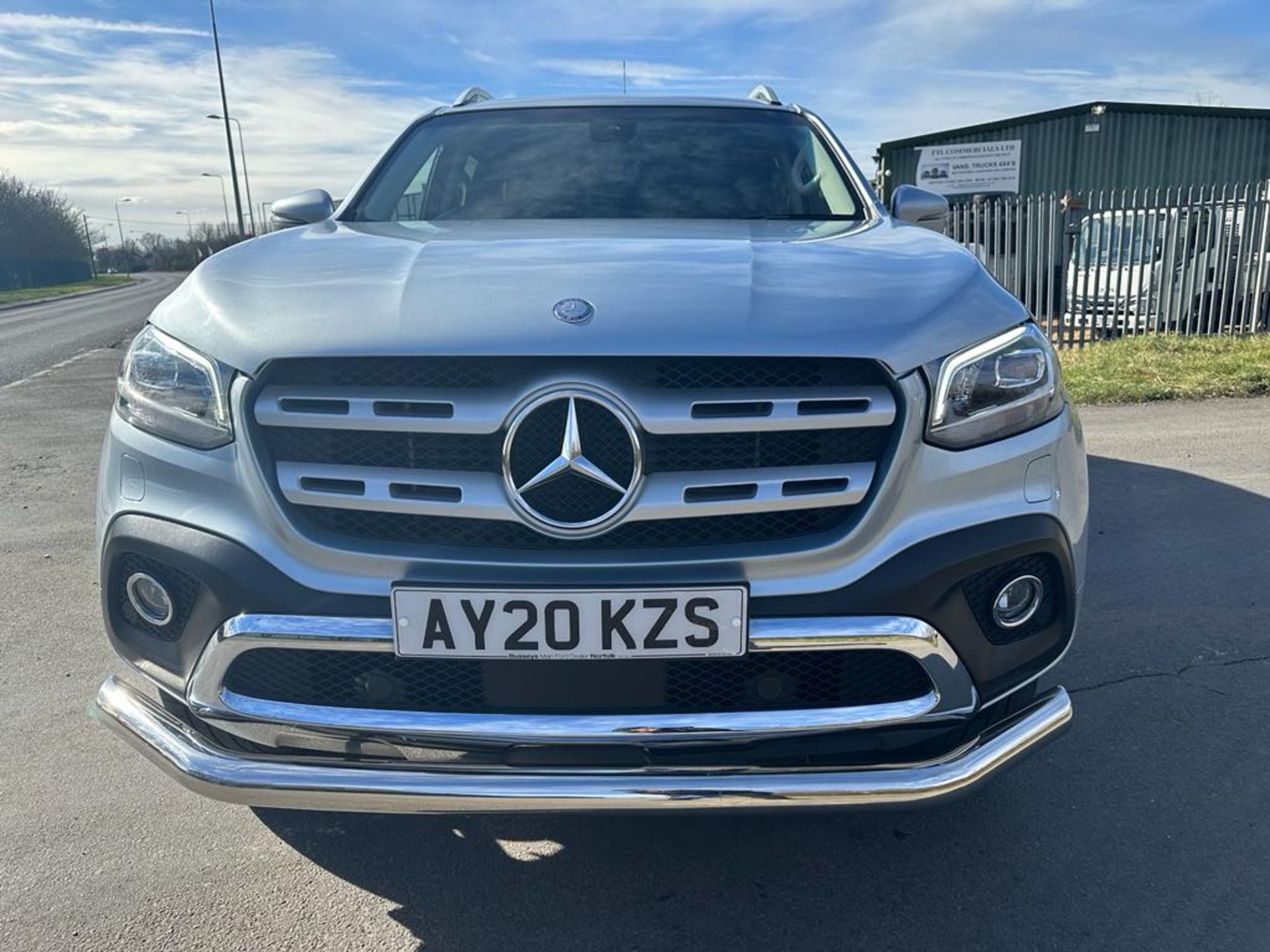 2020 20 REG MERCEDES BENZ X350 POWER D 4MATIC DOUBLE CAB TRUCK 29k MILES + VAT - Image 3 of 22