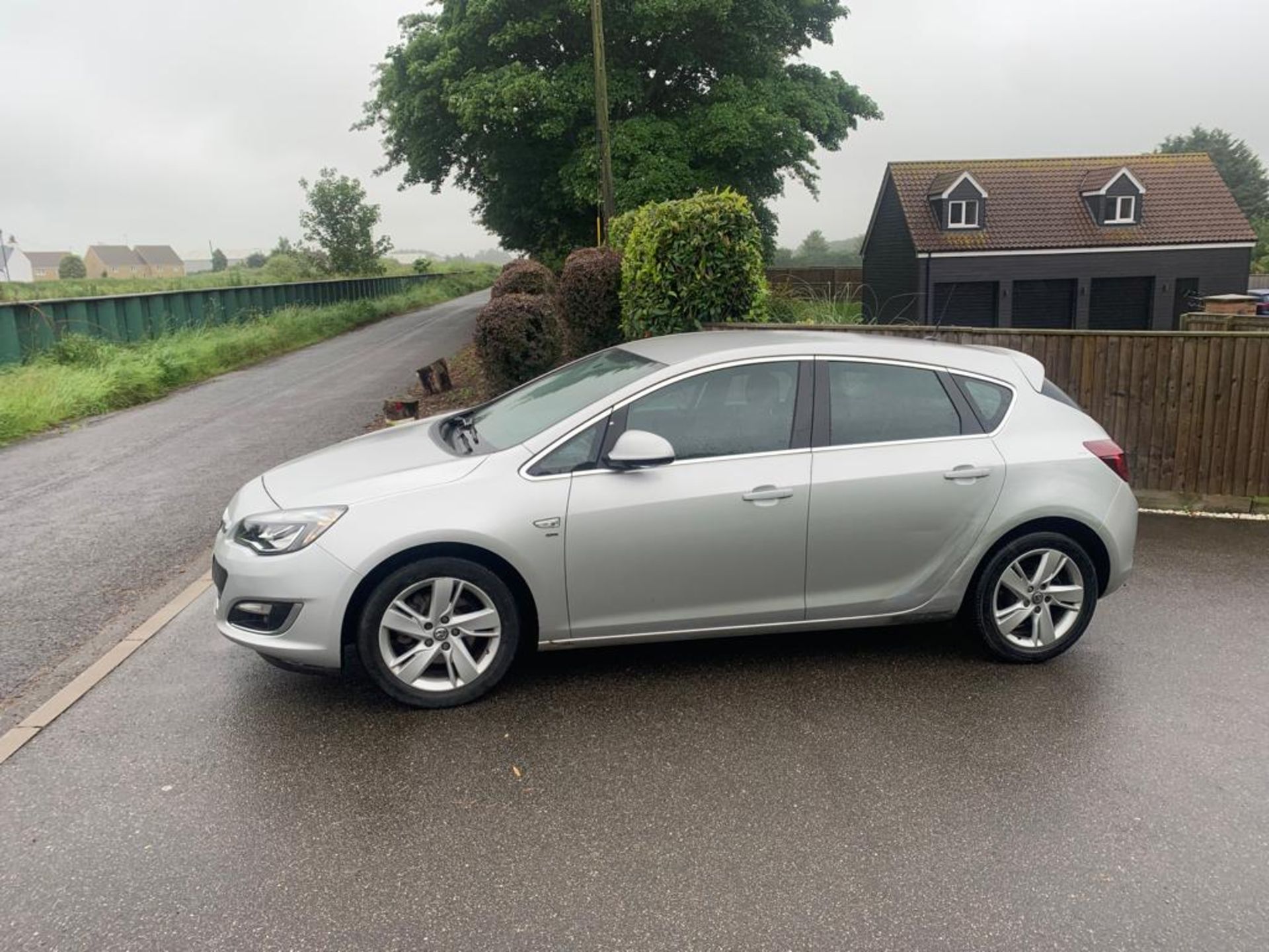 2015 65 REG VAUXHALL ASTRA SRI CDTI 5 DOOR HATCHBACK 54k - Image 2 of 13