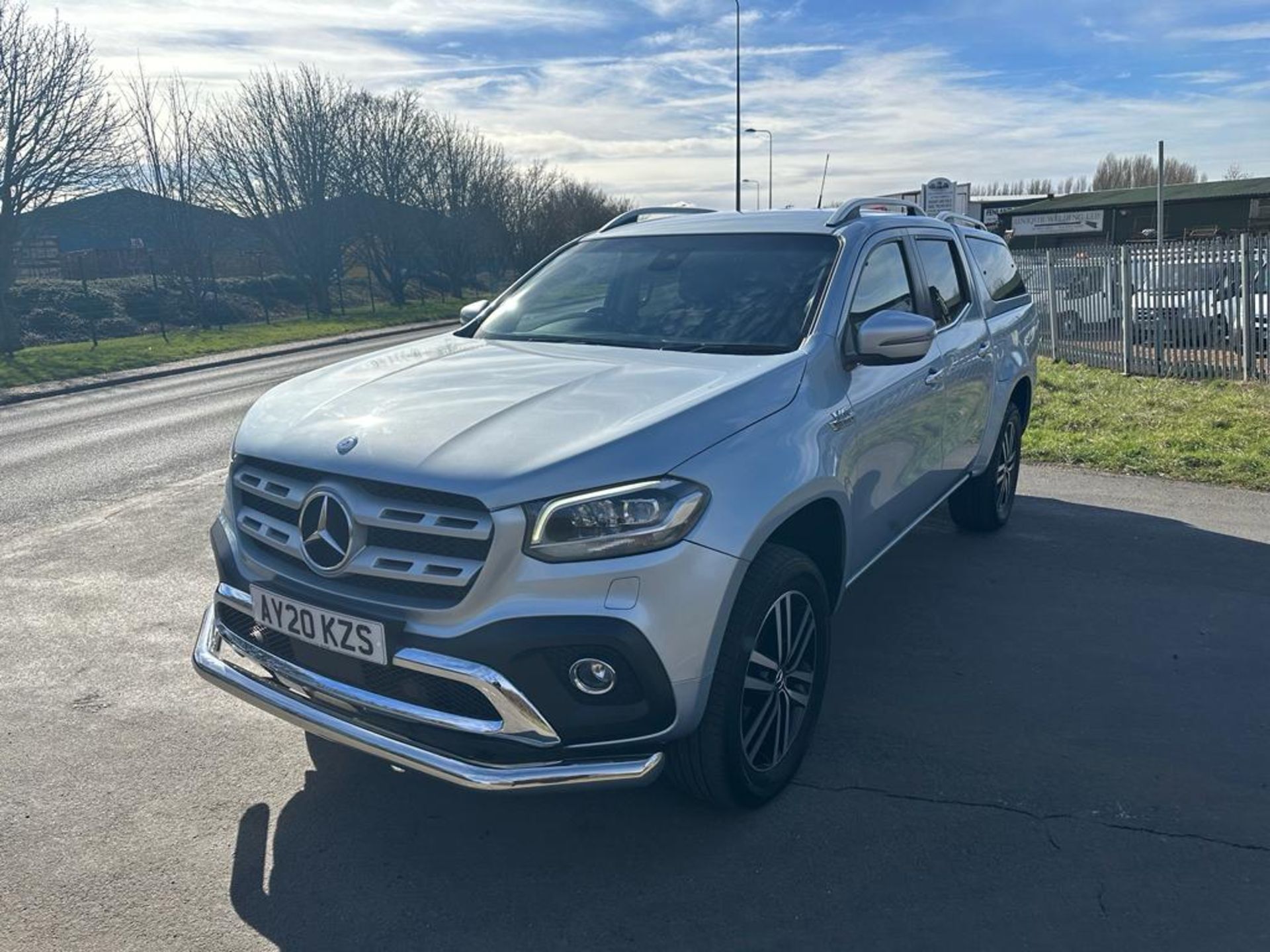 2020 20 REG MERCEDES BENZ X350 POWER D 4MATIC DOUBLE CAB TRUCK 29k MILES + VAT - Image 2 of 22