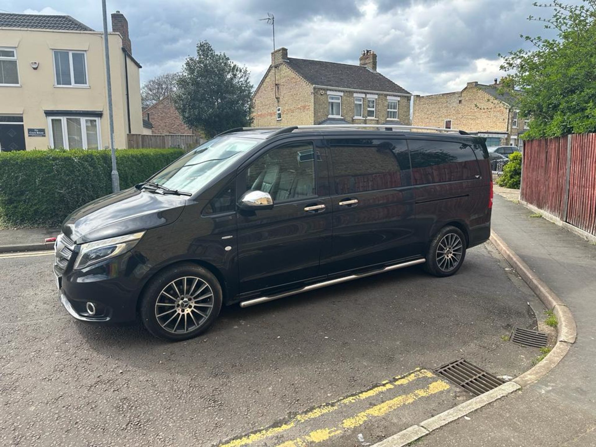 MERCDES VITO 114 BLUETEC TOURER MPV PEOPLE CARRIER 2017 17 REG - Image 4 of 17