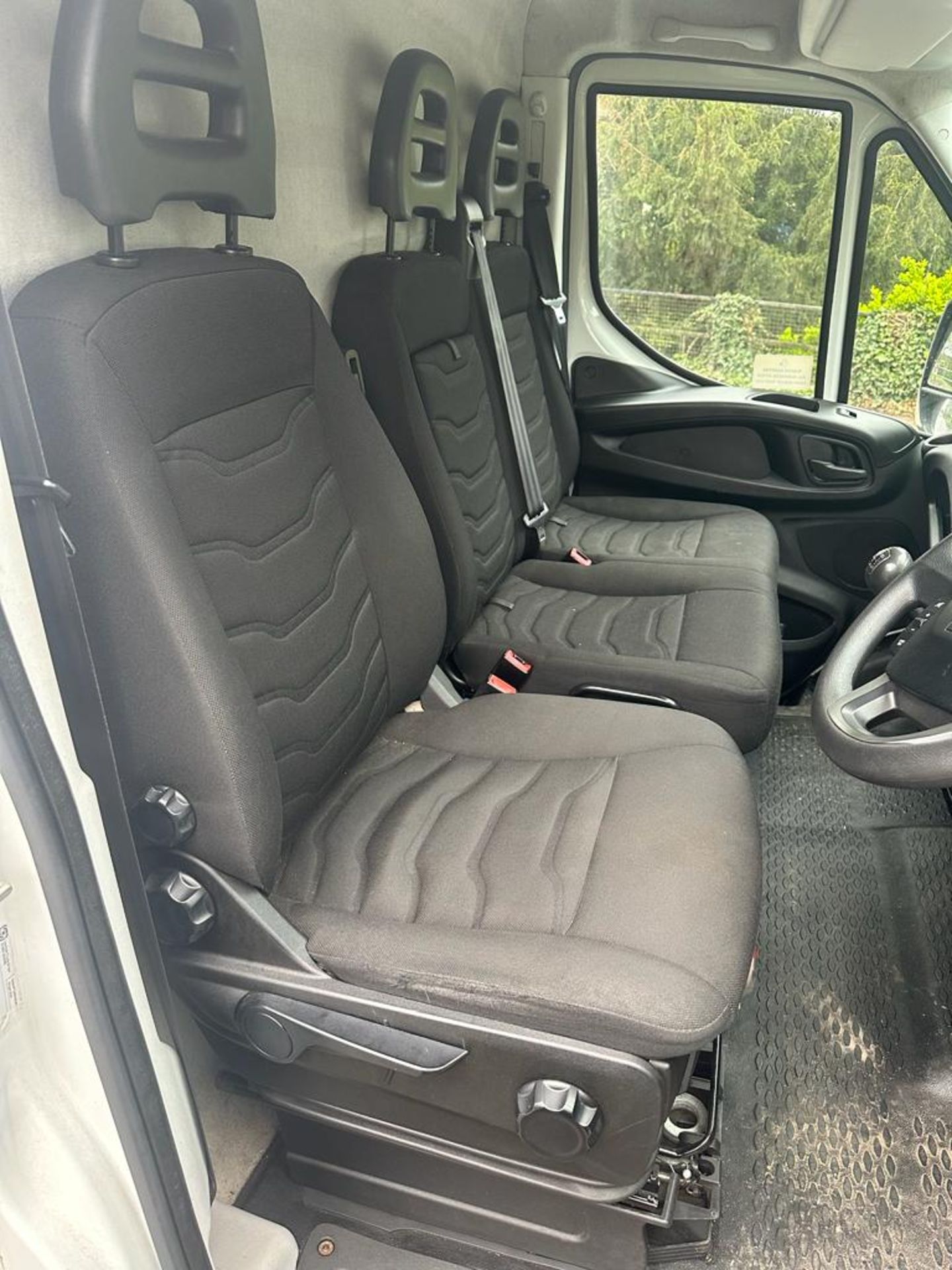 2015 15 REG FORD IVECO DAILY 35C17 VAN  - Image 10 of 15
