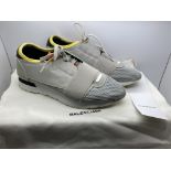 BALENCIAGA TRAINERS SIZE 40 (7) - WITH BOX AND DUSTBAG