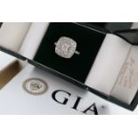 *GIA CERTIFICATED PLATINUM (VS2 / F) DIAMOND RING - 1.00TCW