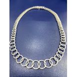 UNUSUAL 18K 6.00-8.00CT DIAMOND NECKLACE (INTERLOCKING RINGS) APPROX 16.5" LENGTH - 40.9 G WEIGHT