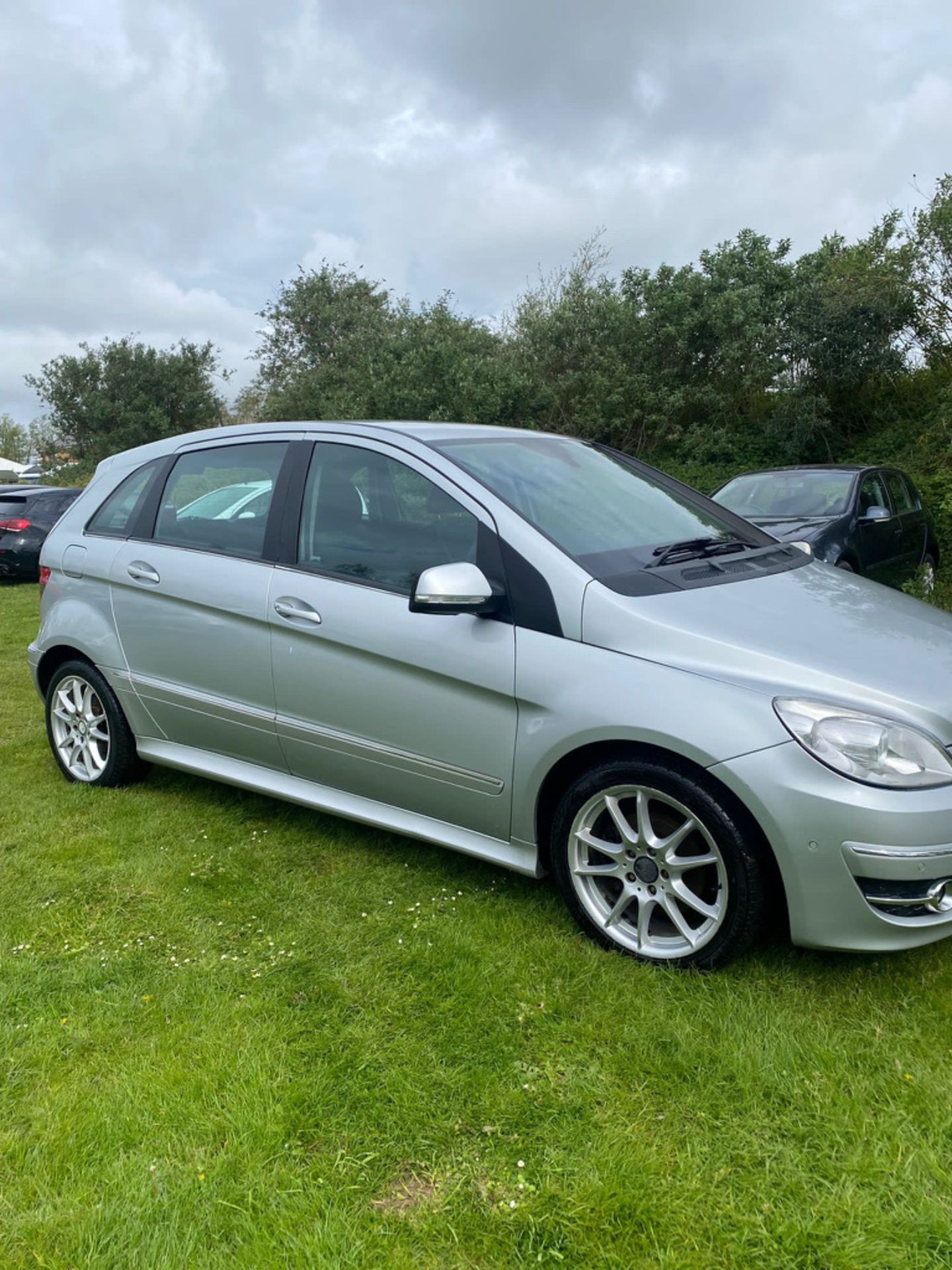 MERCEDES B180 CDI CLASS 59 REG - 119k - STARTS & DRIVES - Image 2 of 10