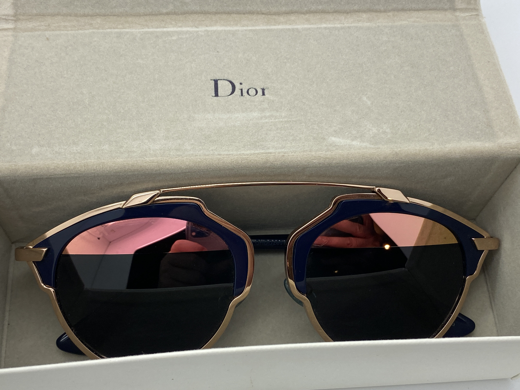 CHRISTIAN DIOR BOXED SUNGLASSES WITH CASE - Image 7 of 8
