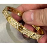 18K YELLOW GOLD HINGED DIAMOND SET BANGLE - 45 GRAMS - SIZE 19