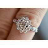 PLATINUM 1.15CT DIAMOND HALO RING *VS1 / F-G* WITH CERTIFICATE & BOX