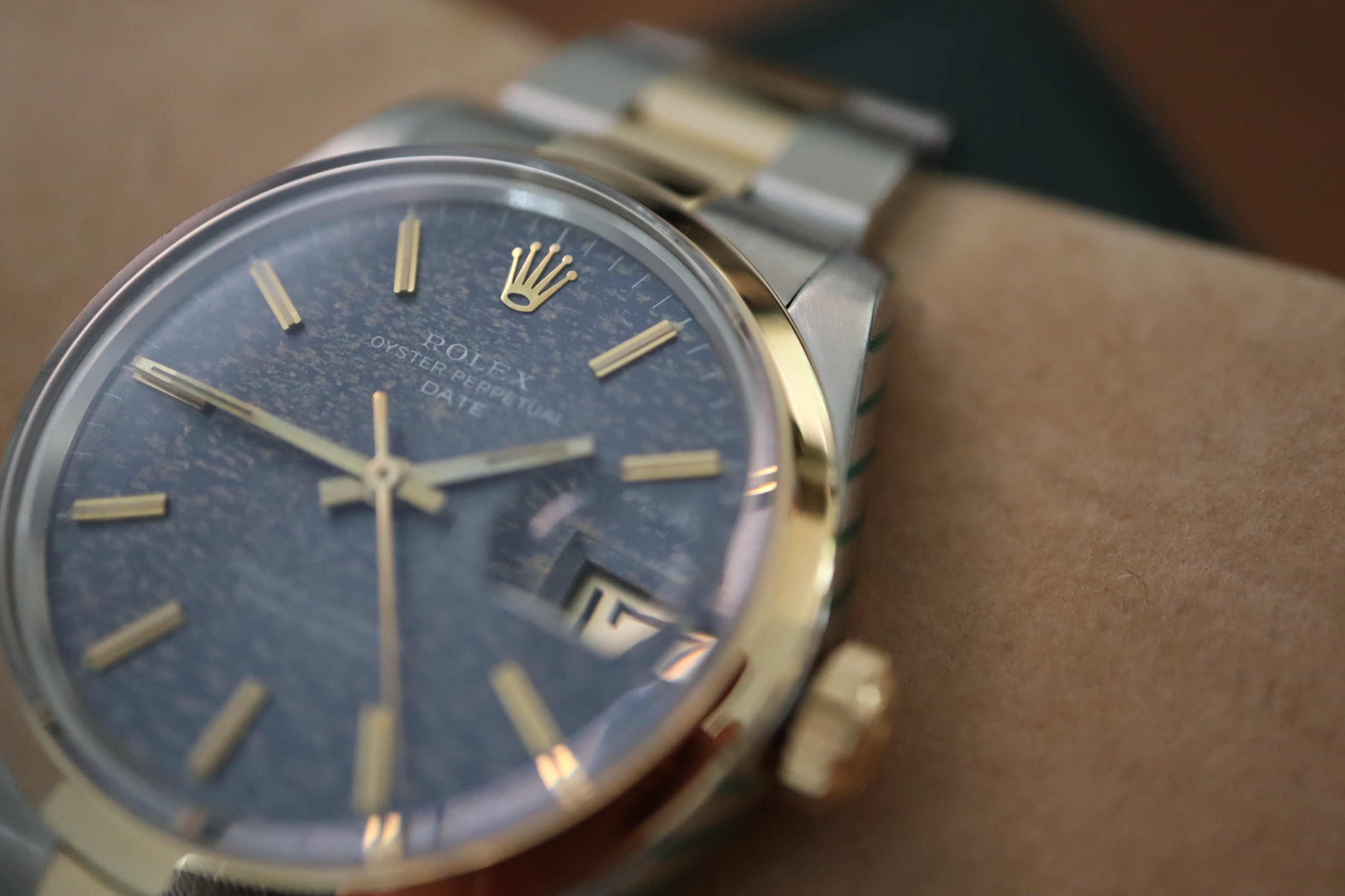 ROLEX MENS OYSTER PERPETUAL DATE (REF.1500) - 18K GOLD & STEEL 'BLUE JEANS' DIAL - Image 3 of 14