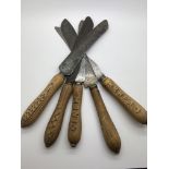 5 x ANTIQUE 1930's BREAD KNIVES INCLUDING HOVIS & BREAD - INC JOSEPH RODGERS - WHEAT SHEAF ETC